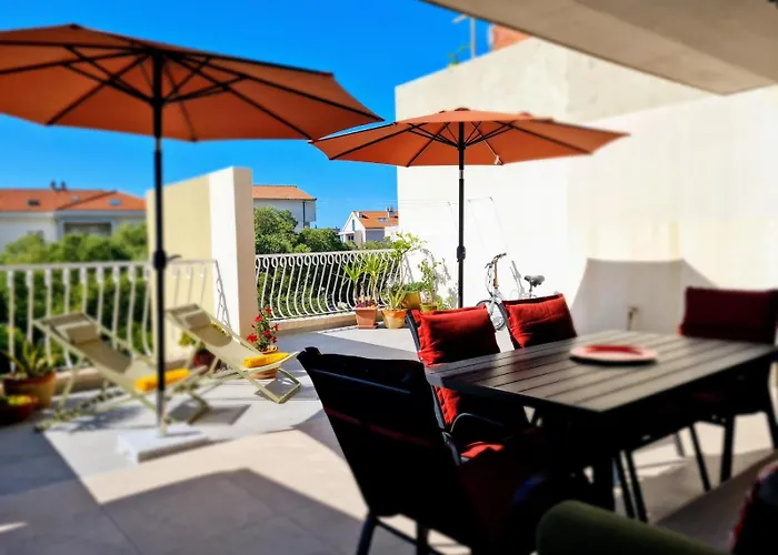 Terrace Znjan, * Split